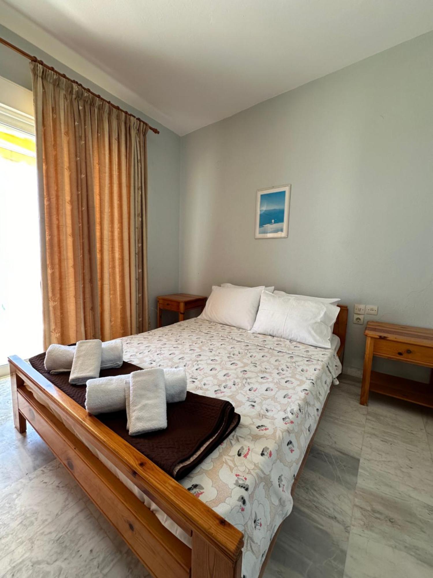 Olympic Beach Rooms エクステリア 写真